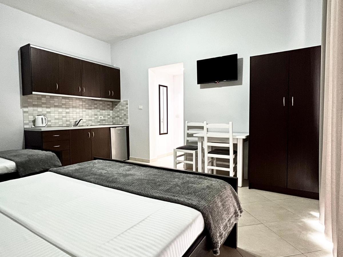 Klajdi Apartment *