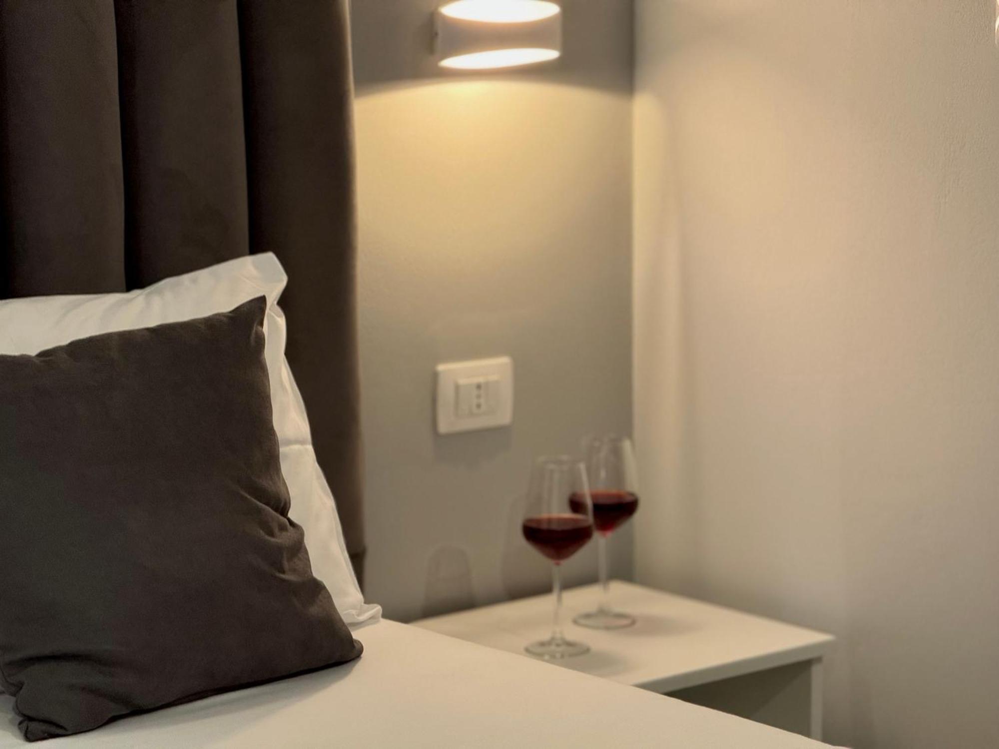 Klajdi Apartment